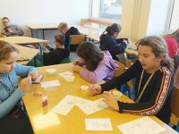 Školní rok 2025/2026 &raquo; Korálkování 10.12.