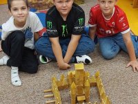 Školní rok 2025/2026 &raquo; Poznávání těles a geometrických tvarů pomocí stavebnic